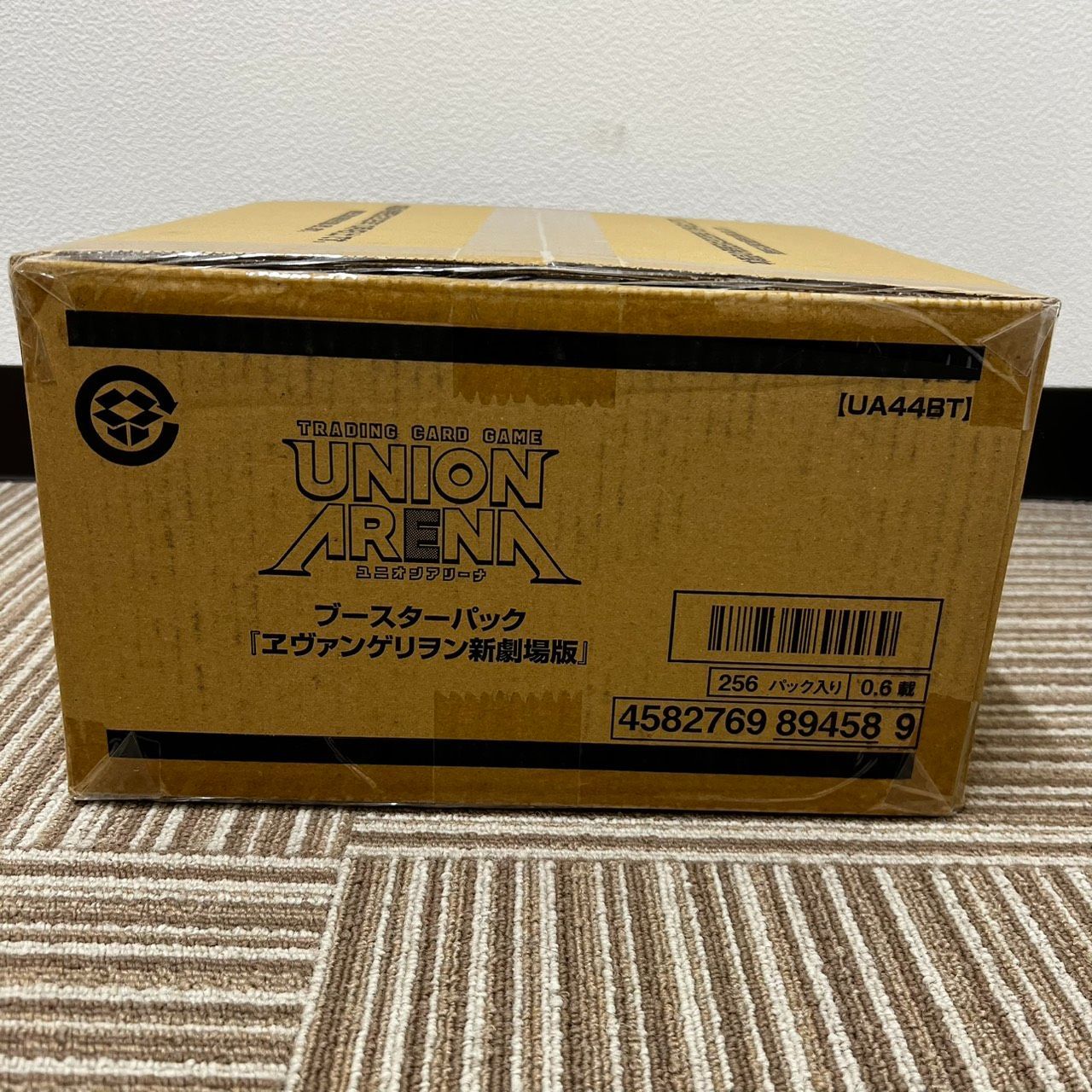 カートン ユニオンアリーナ エヴァンゲリヲン新劇場版 UA44BT