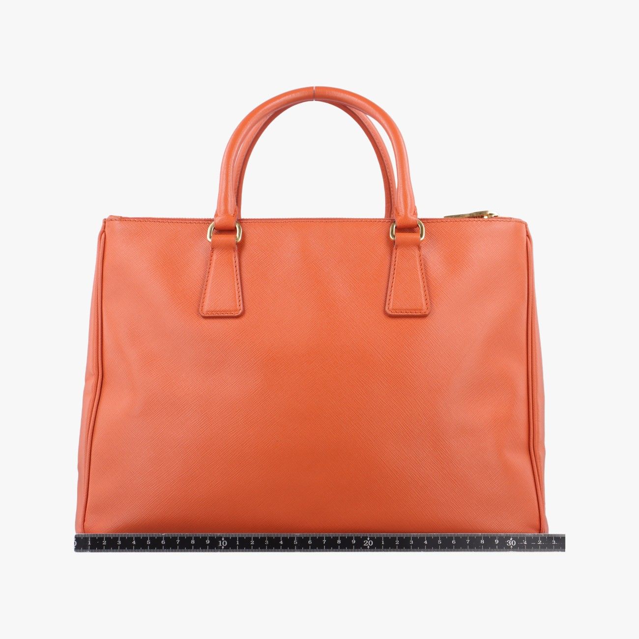 PRADA ベージュ　超おしゃれ　ストレッチ　未使用❣️ イタリア製　希少 プラダ 三つ折り財布 サフィアーノ ミニ財布 レディース PRADA