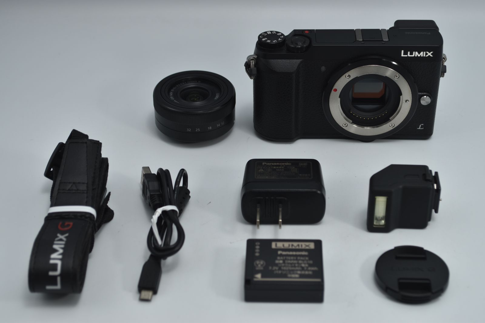 美品❗️SONYα7RII ・レンズ・付属品あり・ショット数2900程 SONYα7RII ・レンズ・付属品あり・ショット数2900程 - メルカリ