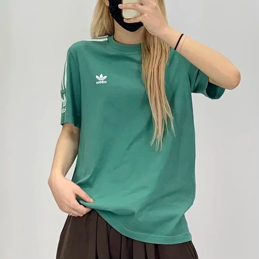 M adidas(アディダス) ミント 半袖 Tシャツ CH6857
