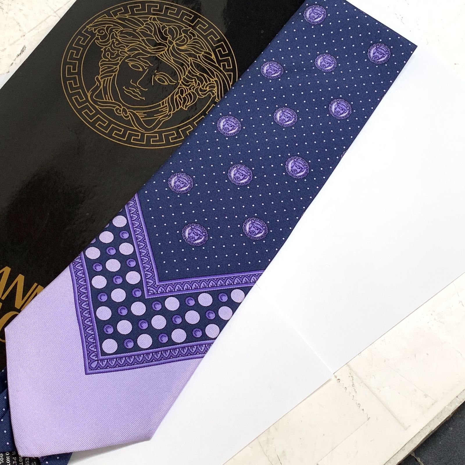 f001 H 1. GIANNI VERSACE ジャンニヴェルサーチ ネクタイ メデューサ