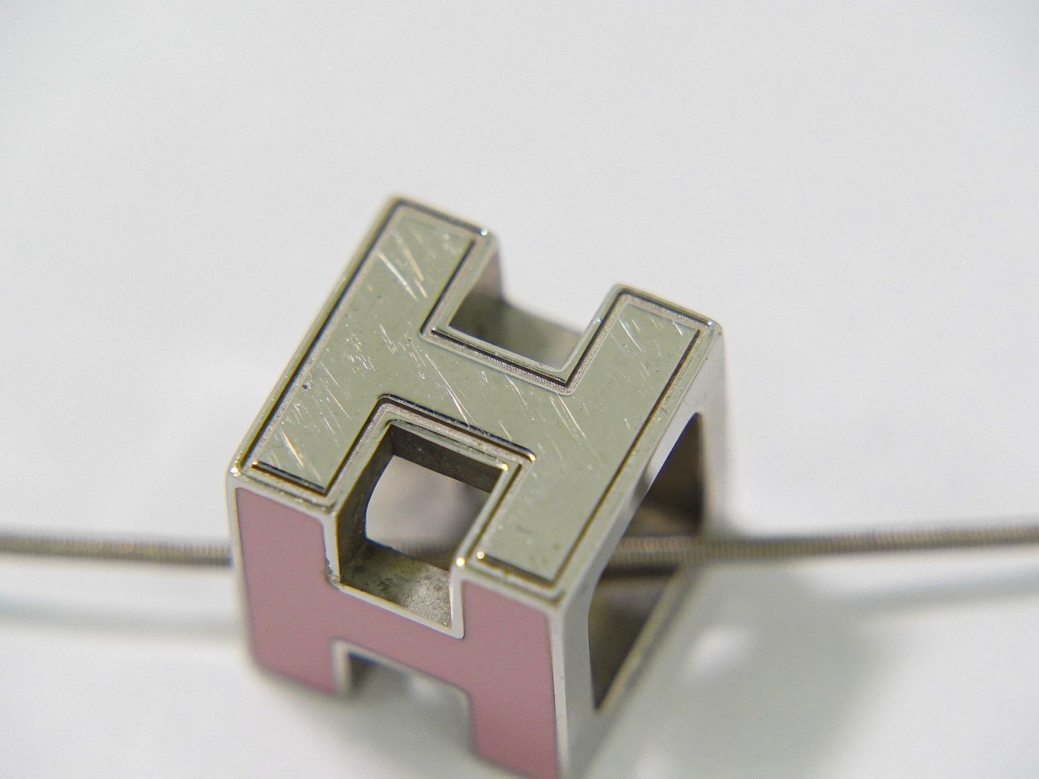 HERMES Hキューブ