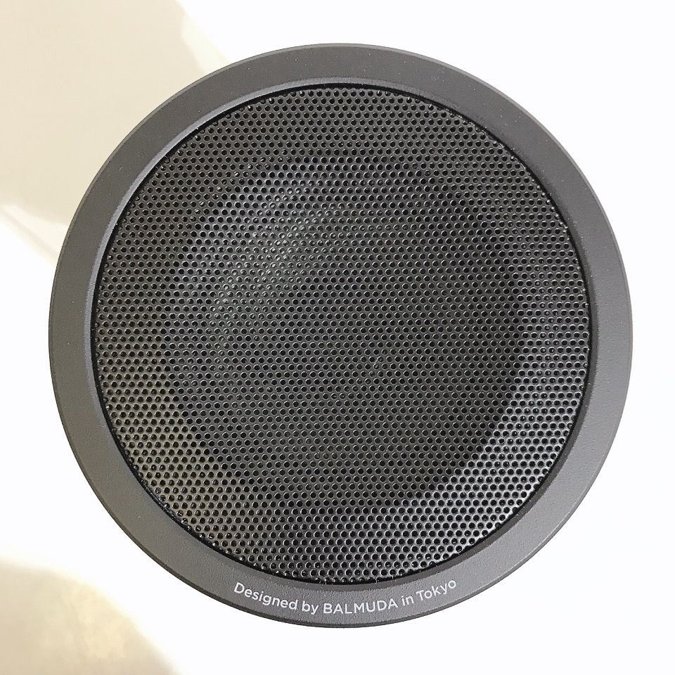ブルートゥーススピーカー BALMUDA The Speaker（バルミューダ ザ