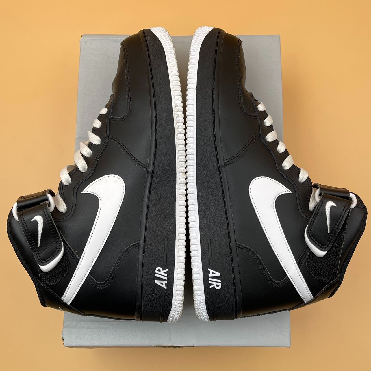 Nike Air Force 1 MID ’07 ブラック/ホワイト27.0cm Amazon | NIKE [ナイキ] エア フォース 1 ミッド '07 AIR FORCE