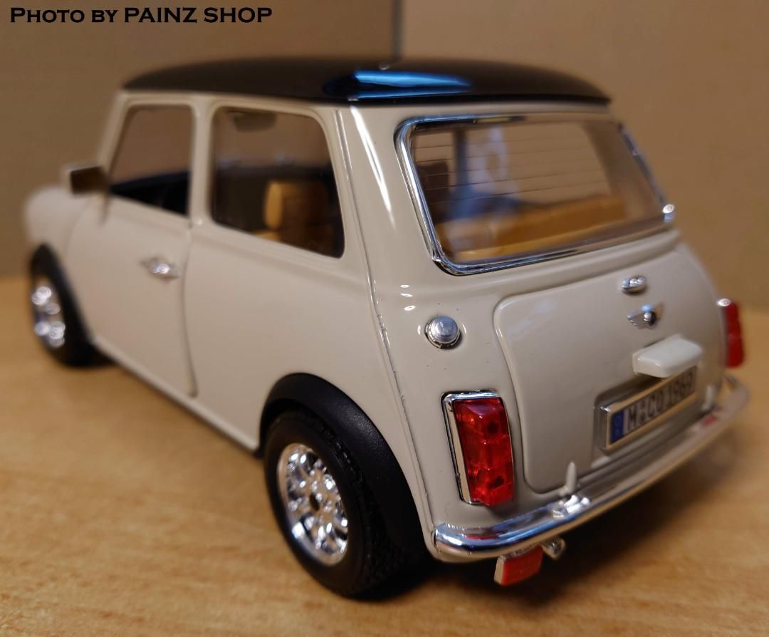 1/18 ミニクーパー Mini Cooper 1969 ダイキャスト製ブラーゴ Amazon | Bburago 1/18 ミニ クーパー 1969 ベージュ 完成品