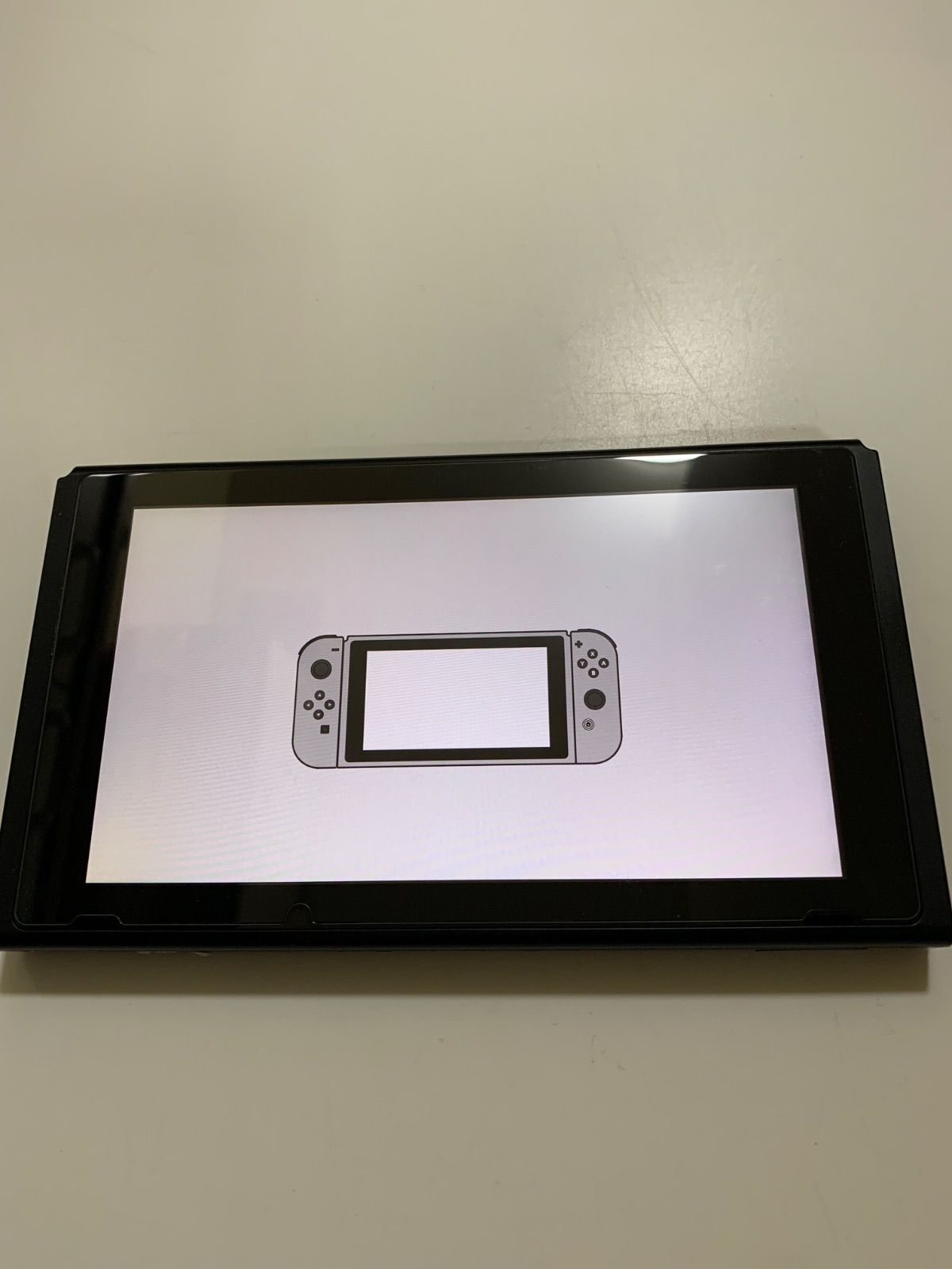 【当店独自1年保証付】 Nintendo switch 任天堂スイッチ　本体のみ　ガラスフィルム貼付済