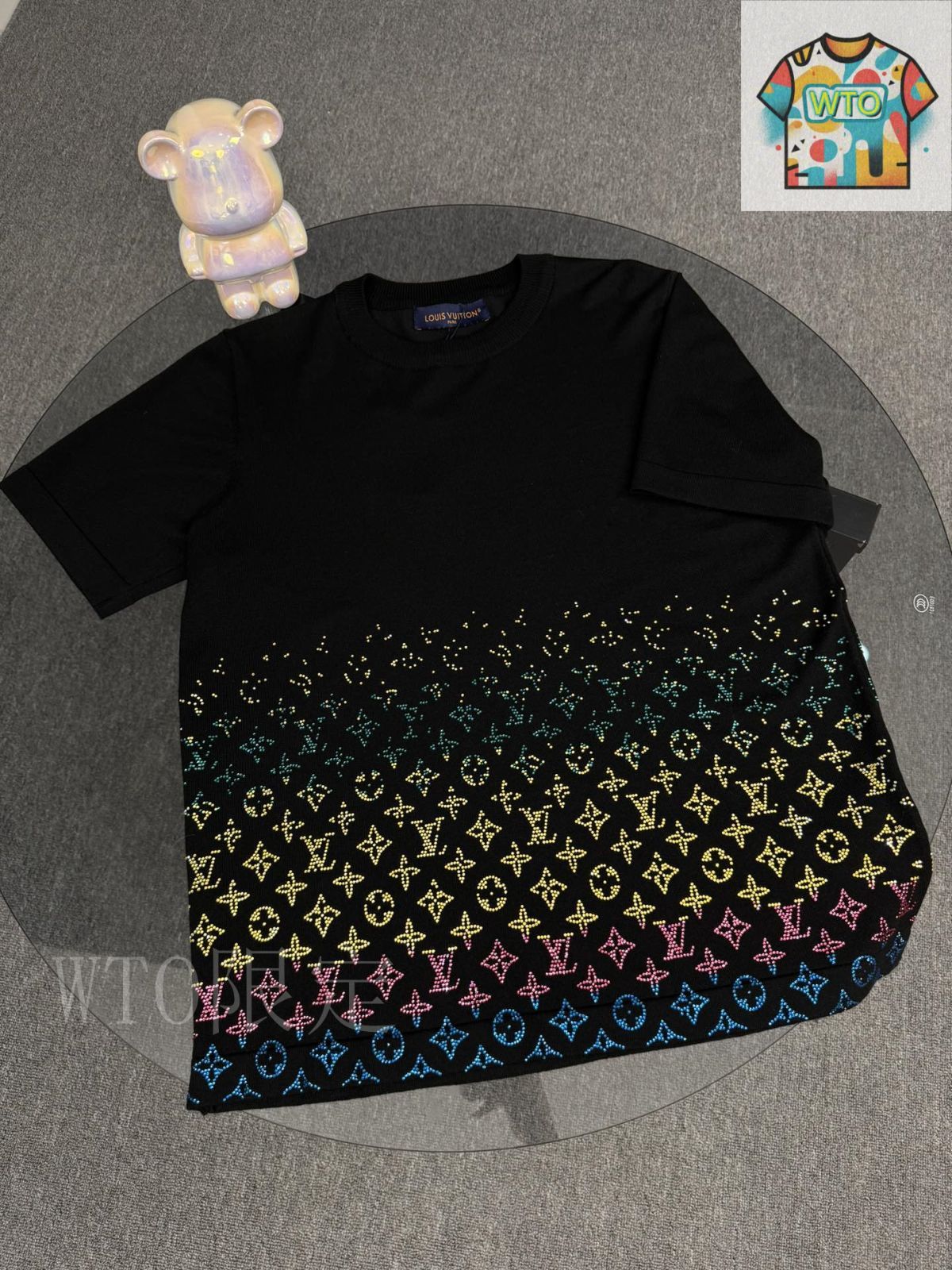 【ルイヴィトン】 ラインストーンケーブルニットTシャツ 今日特価】Louis Vuitton 2025 ストーンニット T シャツ-3