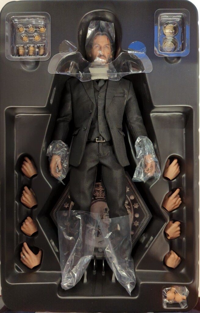HOTTOYS MOVIE MASTERPIECE JOHN WICK MMS504