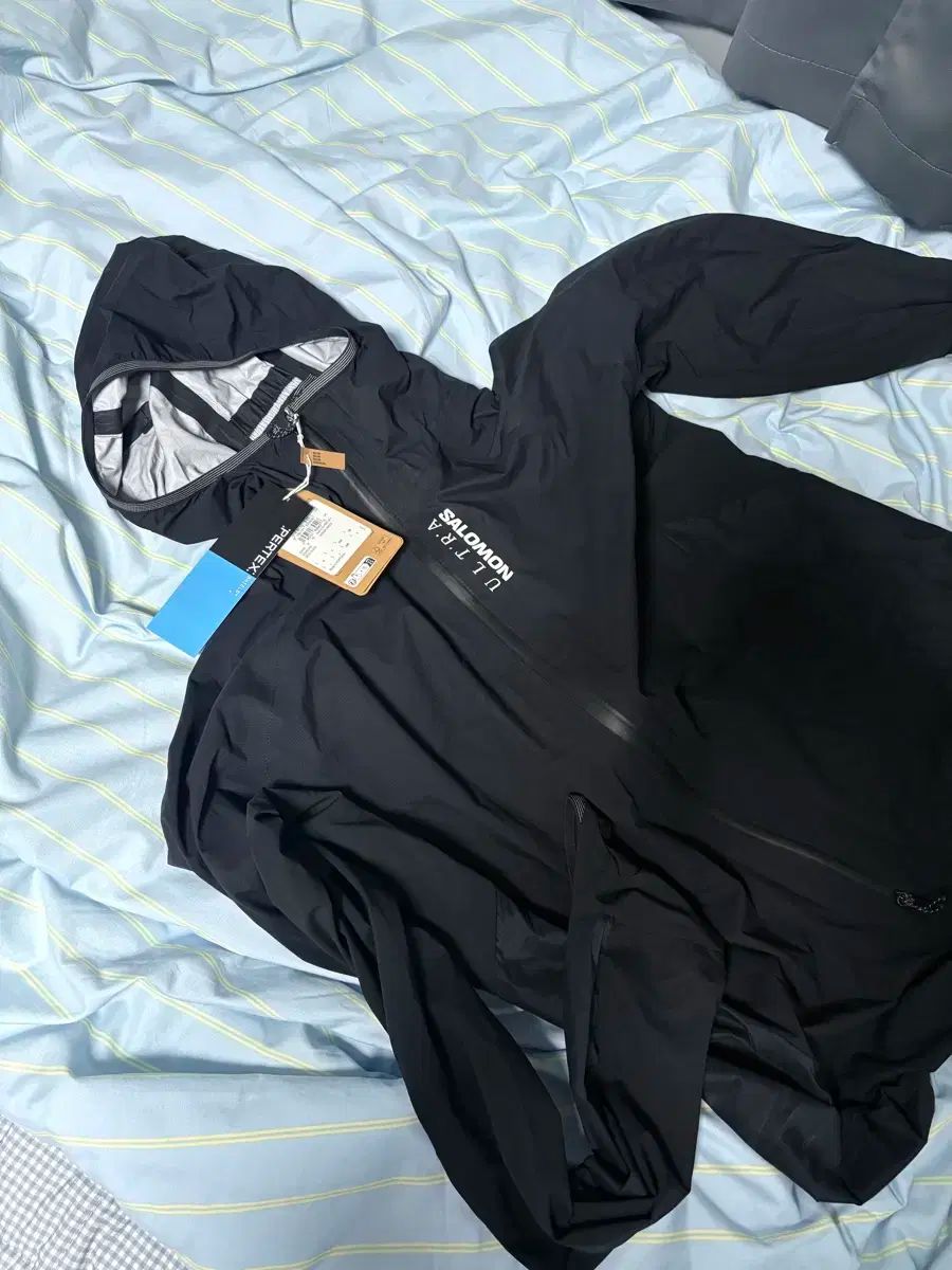 サロモン S|LAB ウルトラ ハイブリッド ジャケット L - ブラック