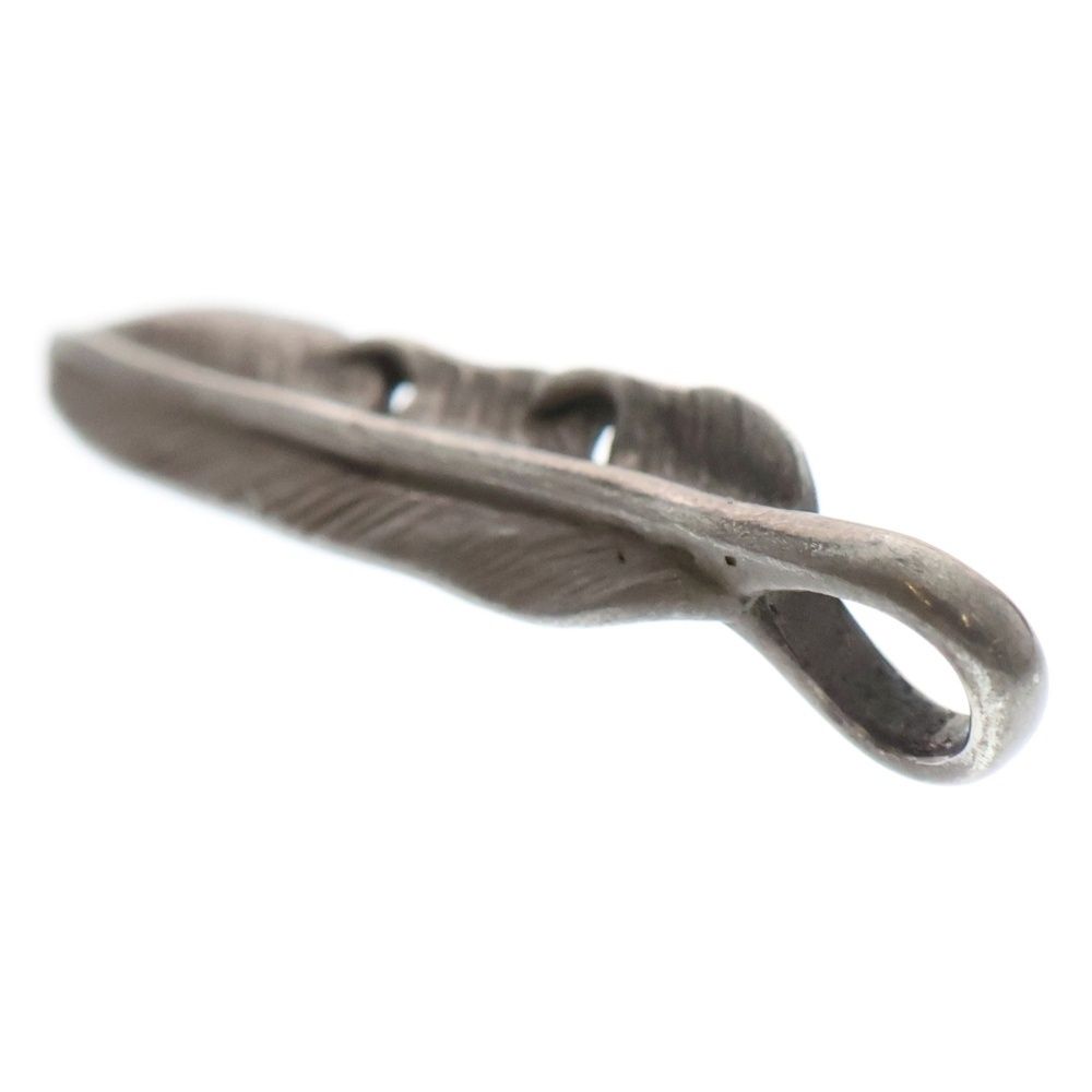 ペンダントトップ 左向き