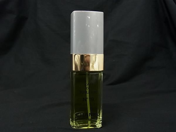 美品 CHANEL シャネル N19 オードトワレ 100ml 香水 フレグランス パフューム DF6699