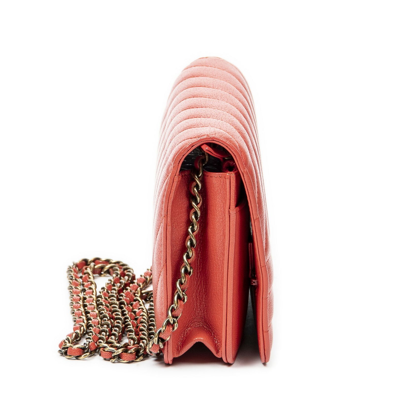 シャネルチェーン上のCCウォレット赤マトラッセゴートスキンレザーA