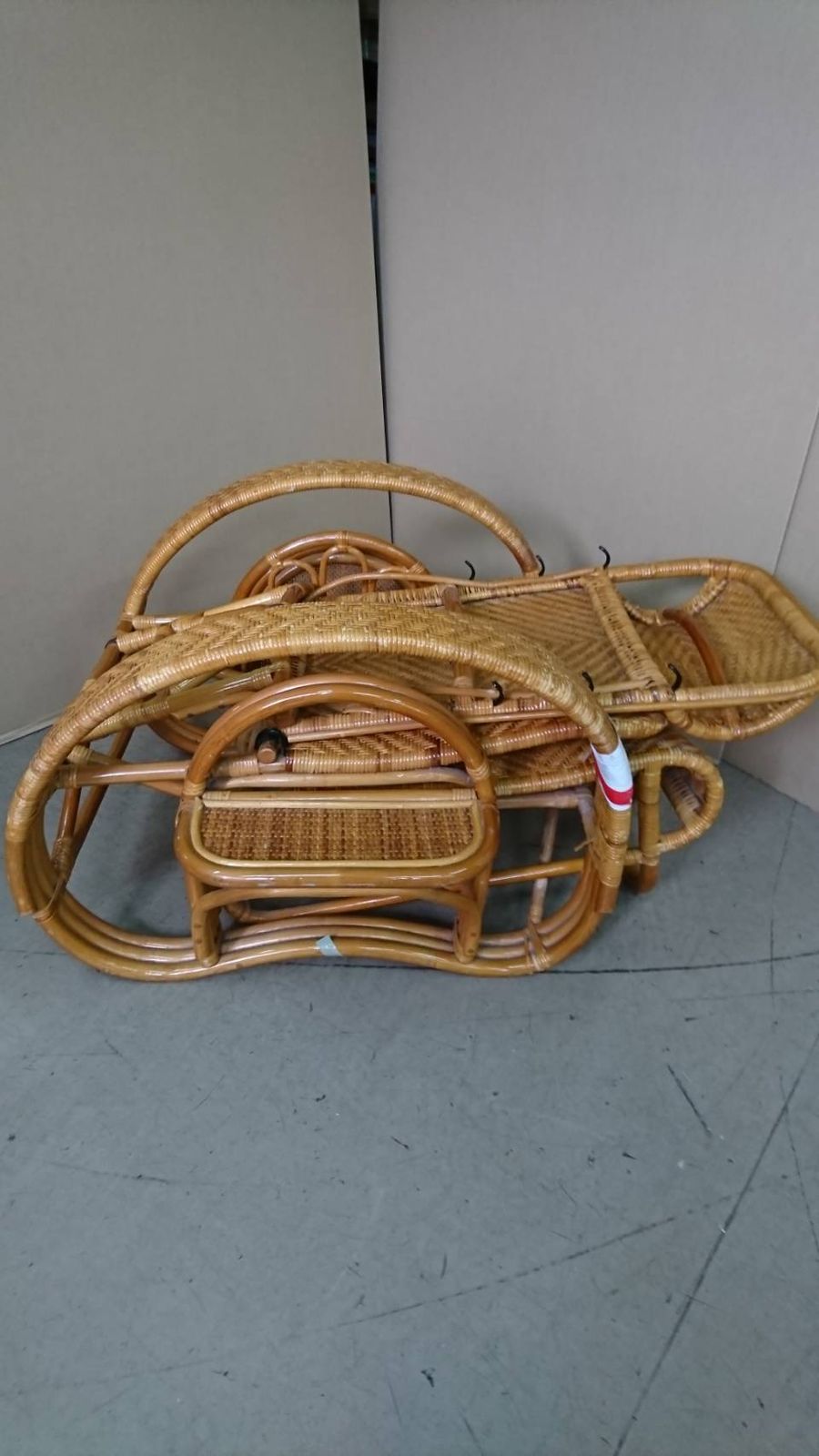 送料無料A58087 藤 ラタン リクライニングチェア 