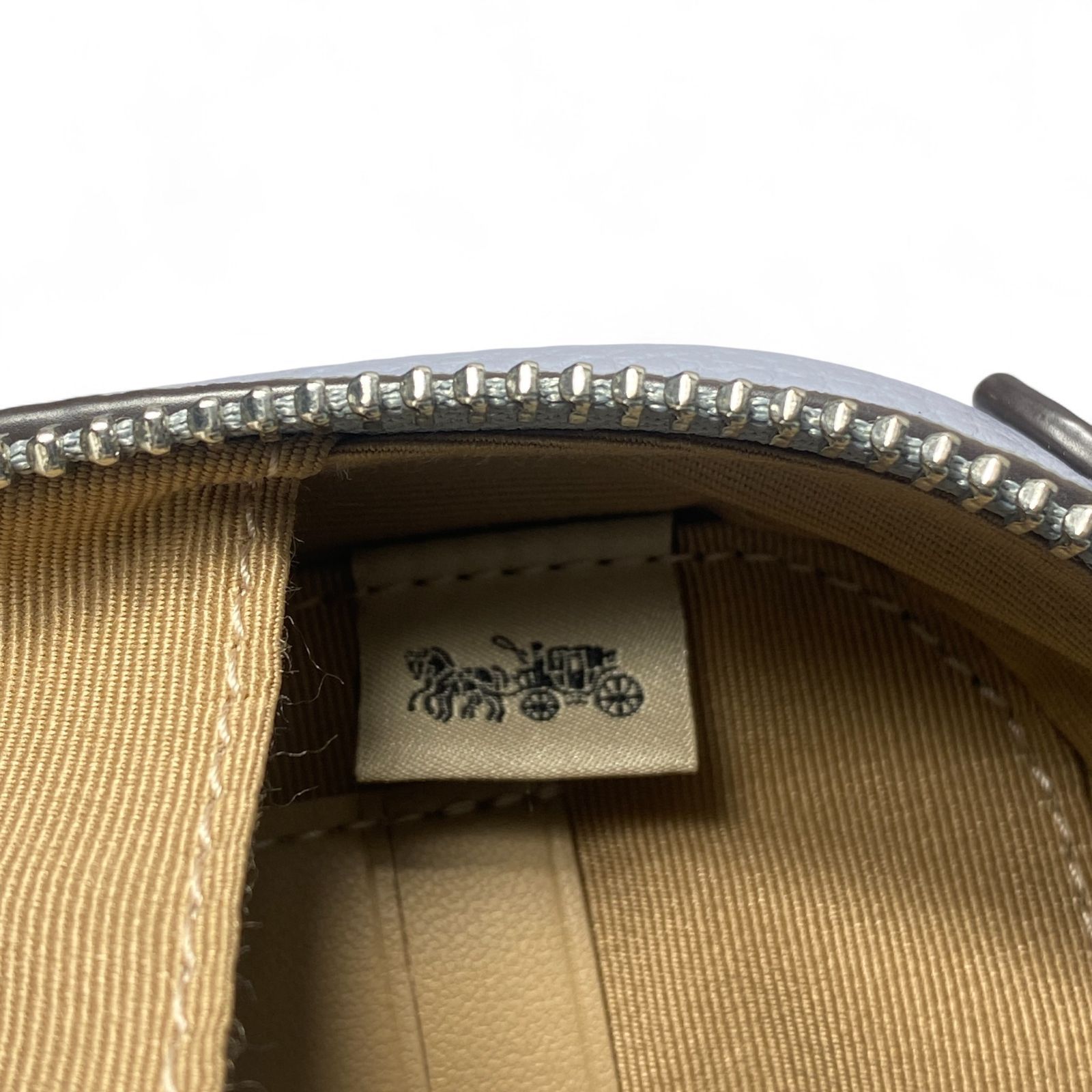 エヴァ フォーン