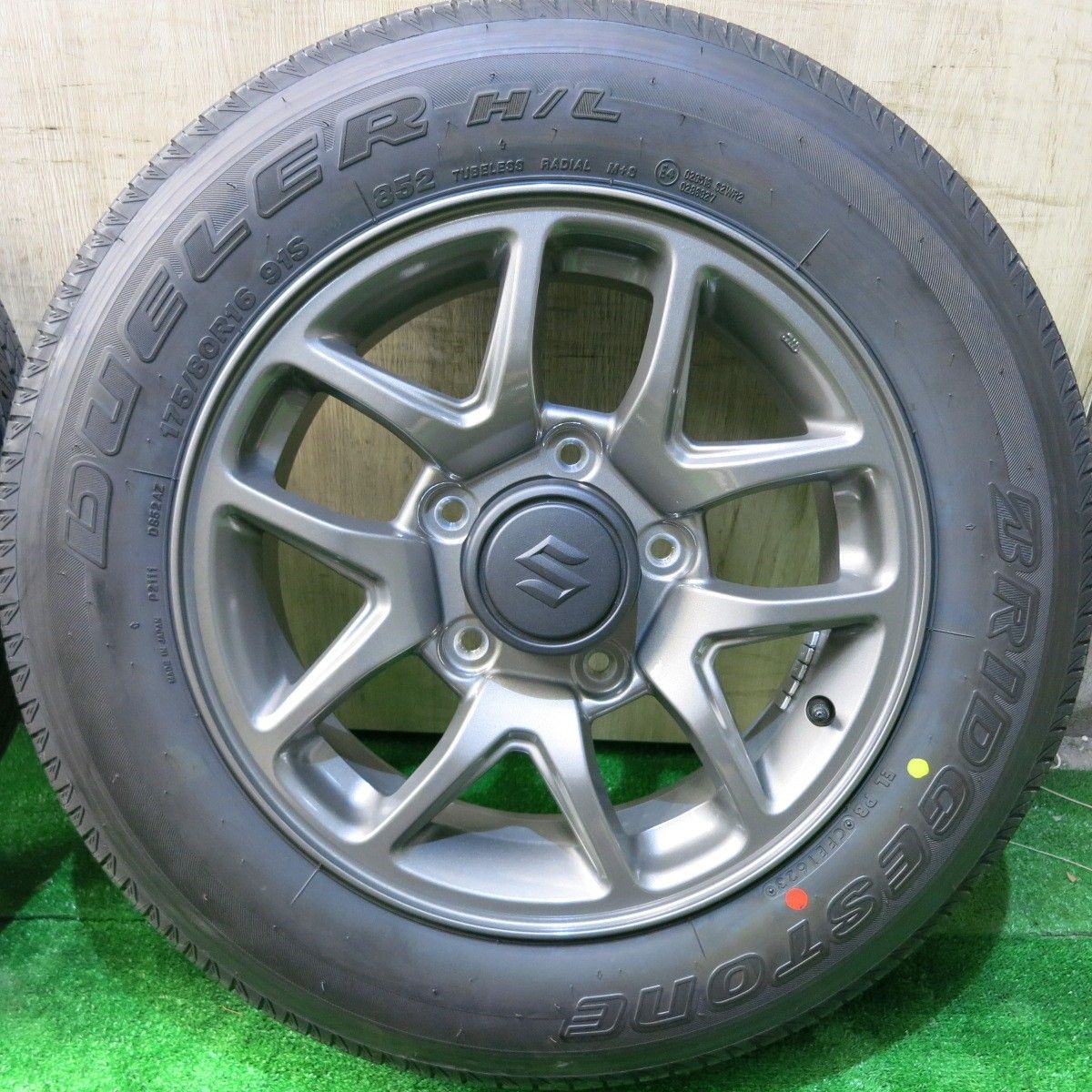 アウトレット純正スチールホイール＆タイヤスズキ スズキ ジムニー純正 