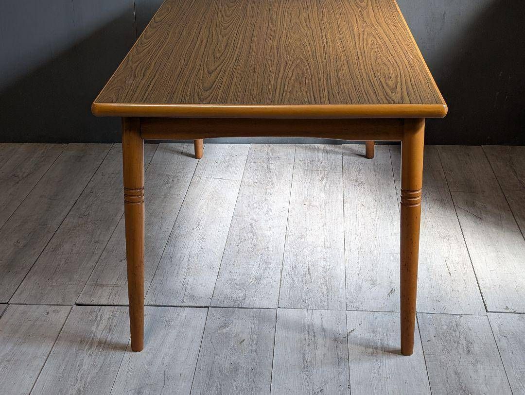 ろくろ調 飛騨産業 キツツキマーク ダイニングテーブル 細脚 高級家具  