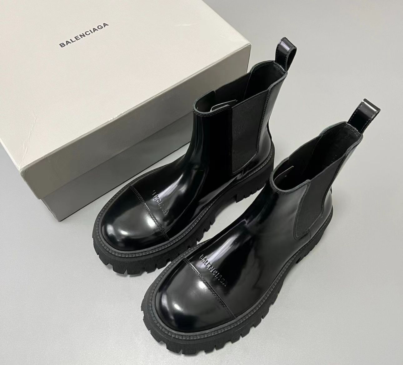 BALENCIAGA TRACTOR 20MM ブーツ