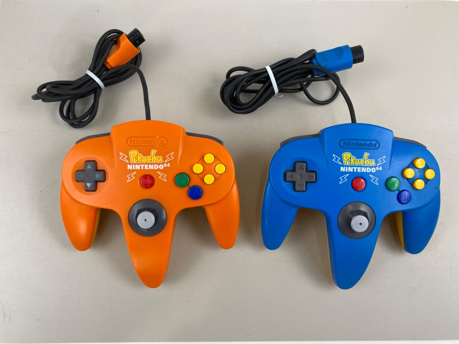 ニンテンドー64 コントローラー ピカチュウ 動作品 2点
