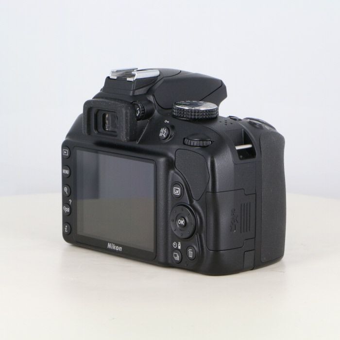 Nikon D3400