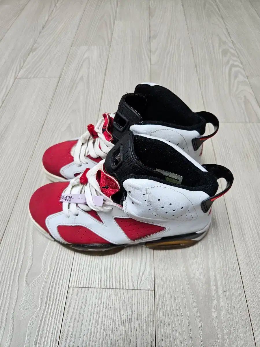 ナイキ エア ジョーダン 6 レトロ カーマイン