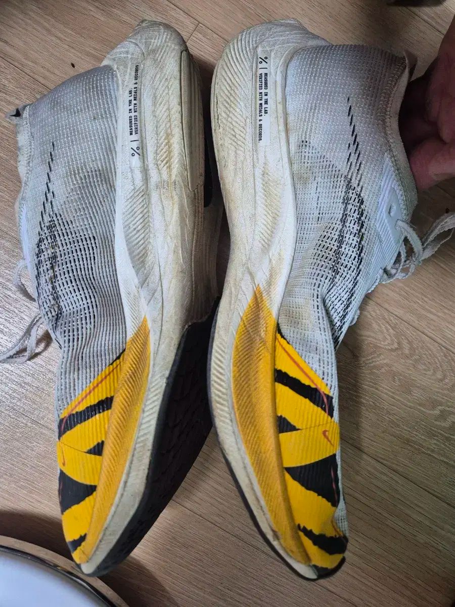 NIKE ナイキ ズーム x ヴェイパーフライ ネクスト 2