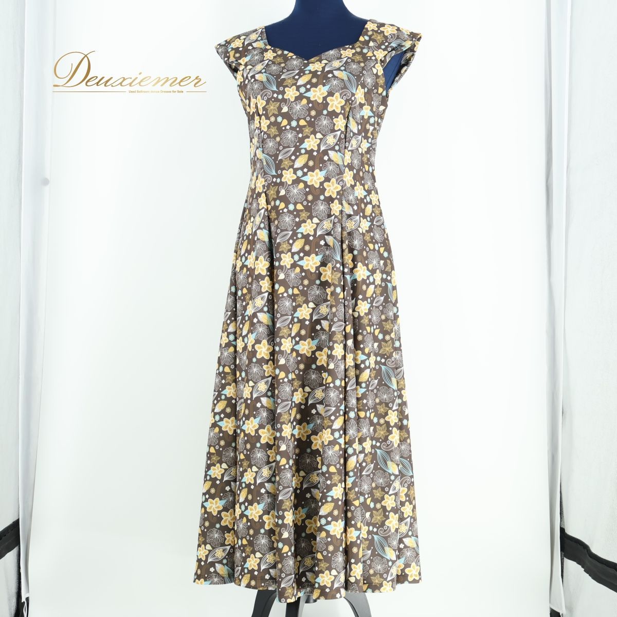 T＆L MUUMUUFACTORY ハワイ製 ムームー　フラダンス 美品 T＆L MUUMUUFACTORY ハワイ製 ムームー フラダンス 美品 - メルカリ