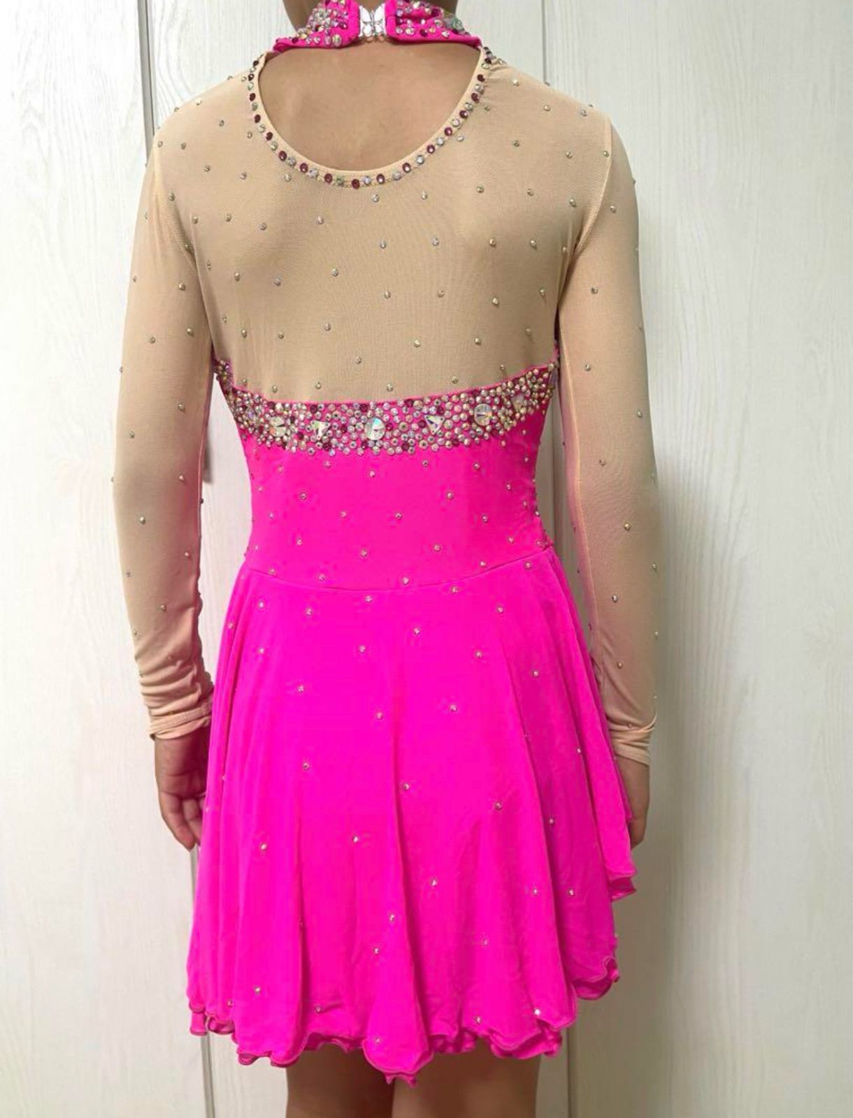 140cm−150cm ダンスバレー新体操踊る時ビーズの光が強くて