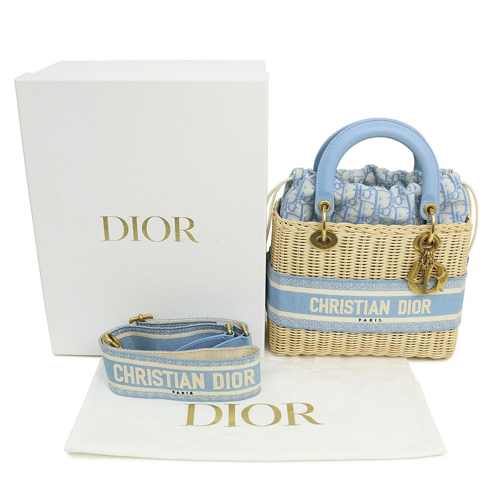 Dior クリスチャンディオール　レディディオール　ライトブルー　ミディアム