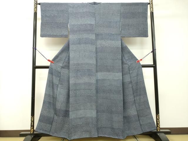 平和屋着物●藍造り国選定無形文化財　藍師・佐藤昭人　藍工房　江戸小紋　百柄　横段吉祥文　文字小紋柄　正絹　逸品　DAAR4432tw 平和屋着物○藍造り国選定無形文化財 藍師・佐藤昭人 藍工房 江戸小紋