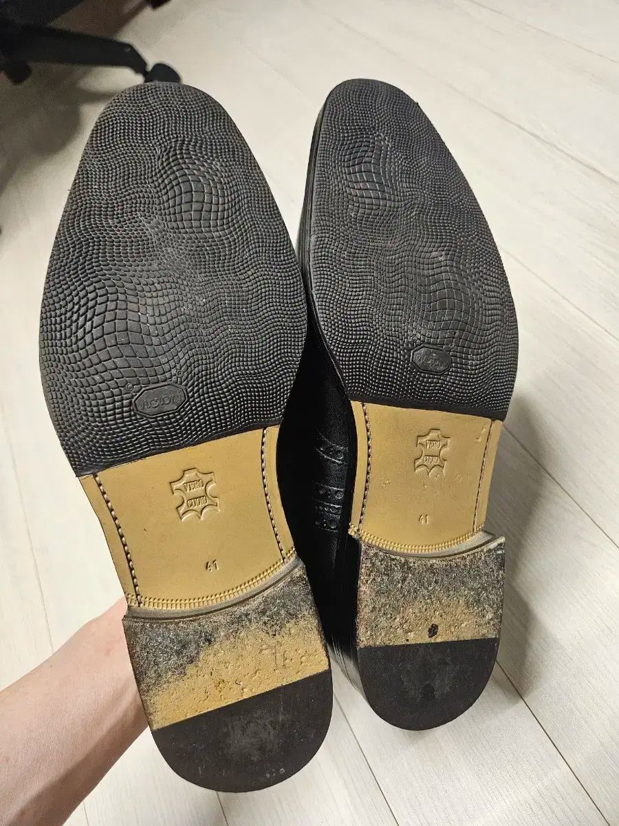 ふるさと納税 P3-003-C-265 本革ハンドメイドのレザーシューズ「おでこ靴(チャーリー)」(チョコ・26.5cm) 鹿児島県霧島市 ハンドメイド 靴 265 P3-006-B-265 本革ハンドメイドのレザーシューズ