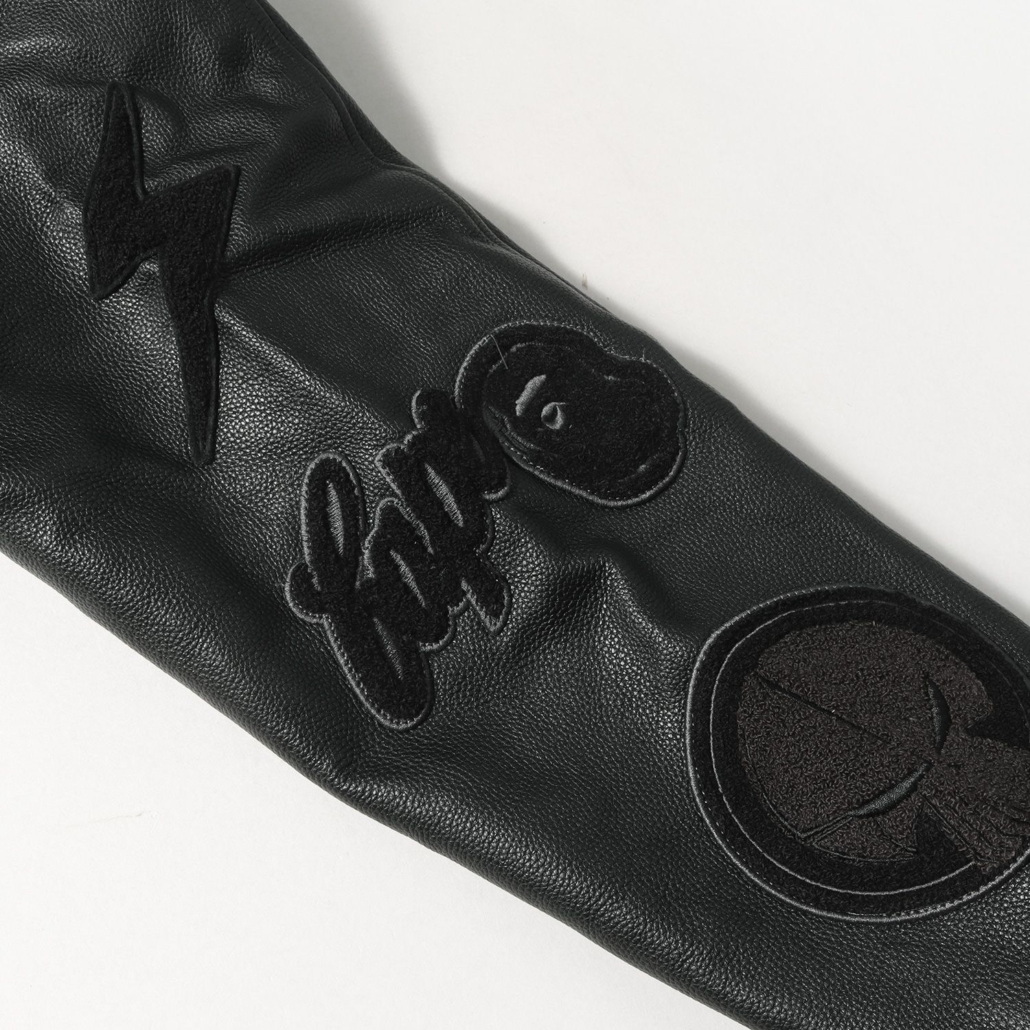 アベイシングエイプスタジャンNEIGHBORHOODコラボワッペン黒