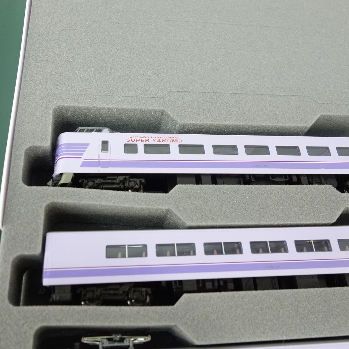 KATO 381系 「スーパーやくも」 10両セット　【新品,未使用品】 71F1qL9IPnL._UF350,350_QL80_.jpg