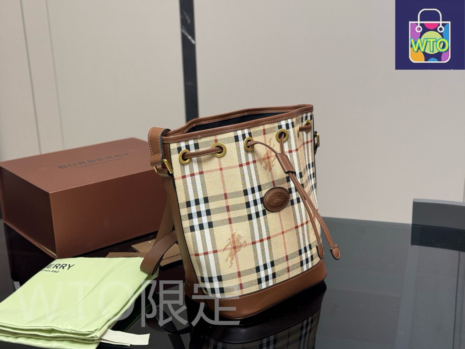 今日WTO】Burberry バーバリー バケットバッグ マルチカラー選択