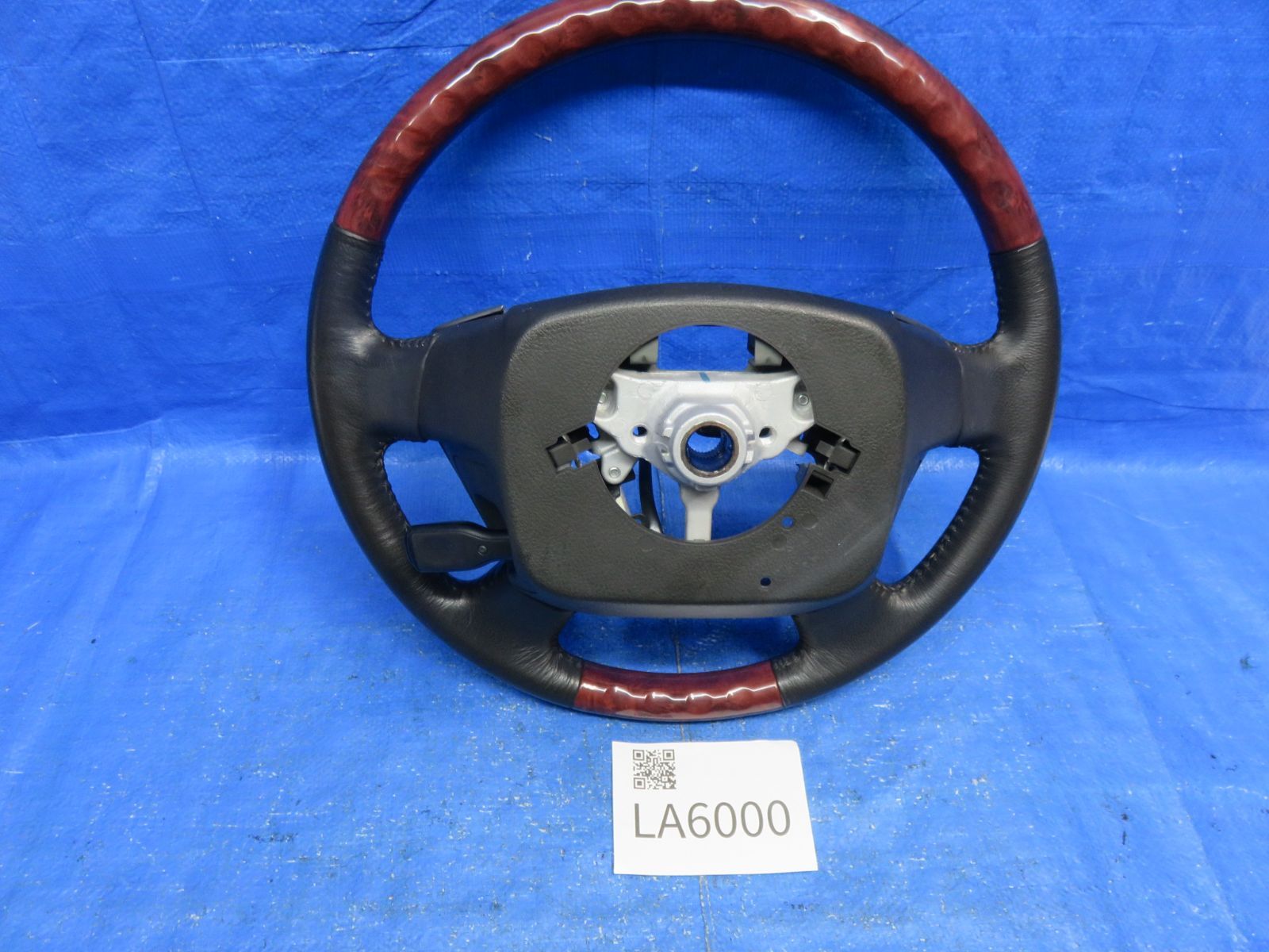 【在庫一掃】20系アルファード / 20系ヴェルファイア ステアリング サイドスイッチパネル [艶有茶木目/片側] シルクブレイズ SB-PNL-182 ステアリングを交換してみた   前編（トヨタ ヴェルファイア