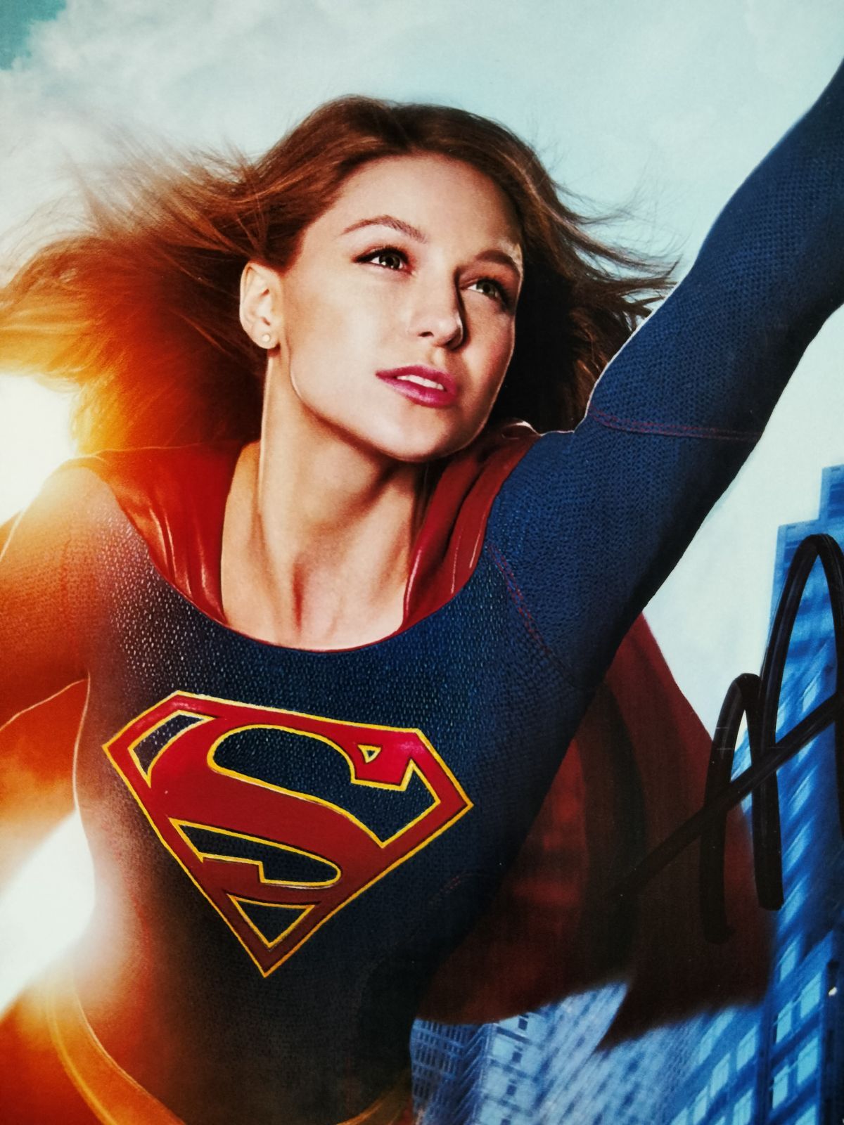 メリッサ・ベノイスト直筆サイン入り2Lサイズ写真‥SUPERGIRL - メルカリ