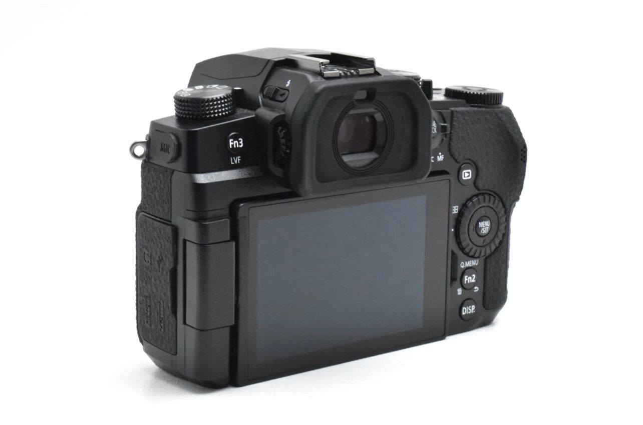 Panasonic DC-G90