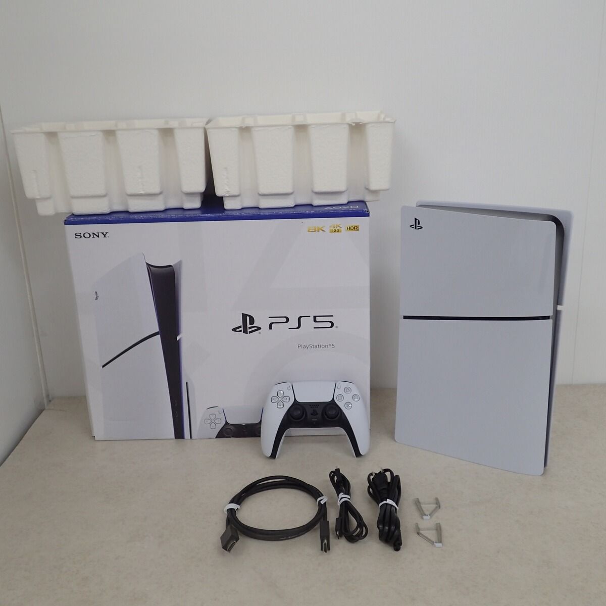 SONY  ソニー/PlayStation5 本体 ドライブ搭載モデル 1TB/CFI-2000 A01/S01E44A0161B11244237/ABランク/20【中古】 SONY ソニー/PlayStation5 本体 ドライブ搭載モデル 1TB/CFI