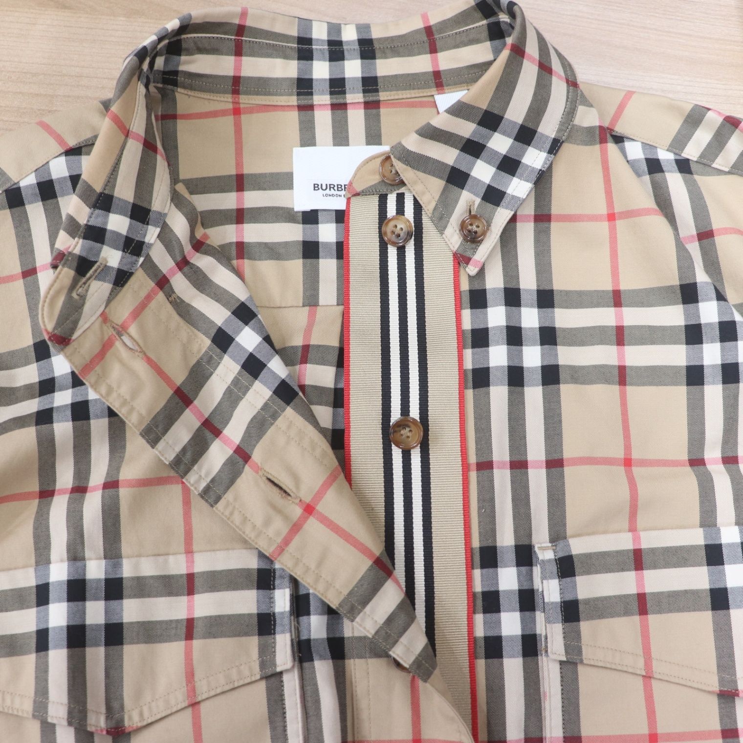 BURBERRY - IT6V8IR3V6PC BURBERRY バーバリー ノバチェック シャツ 長袖 8022285 レディース サイズ IT 34 トップス ベージュ IT6V8IR3V6PC BURBERRY バーバリー ノバチェック シャツ 長袖