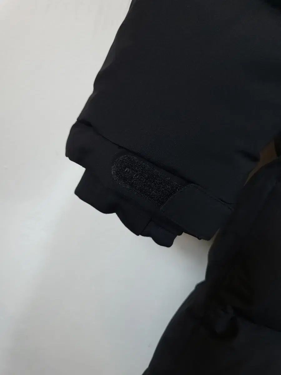  キッズ ナショナルジオグラフィック ロンググースダウンフーディ ブラック 150 ほぼ その他 ジャケット ブルゾン