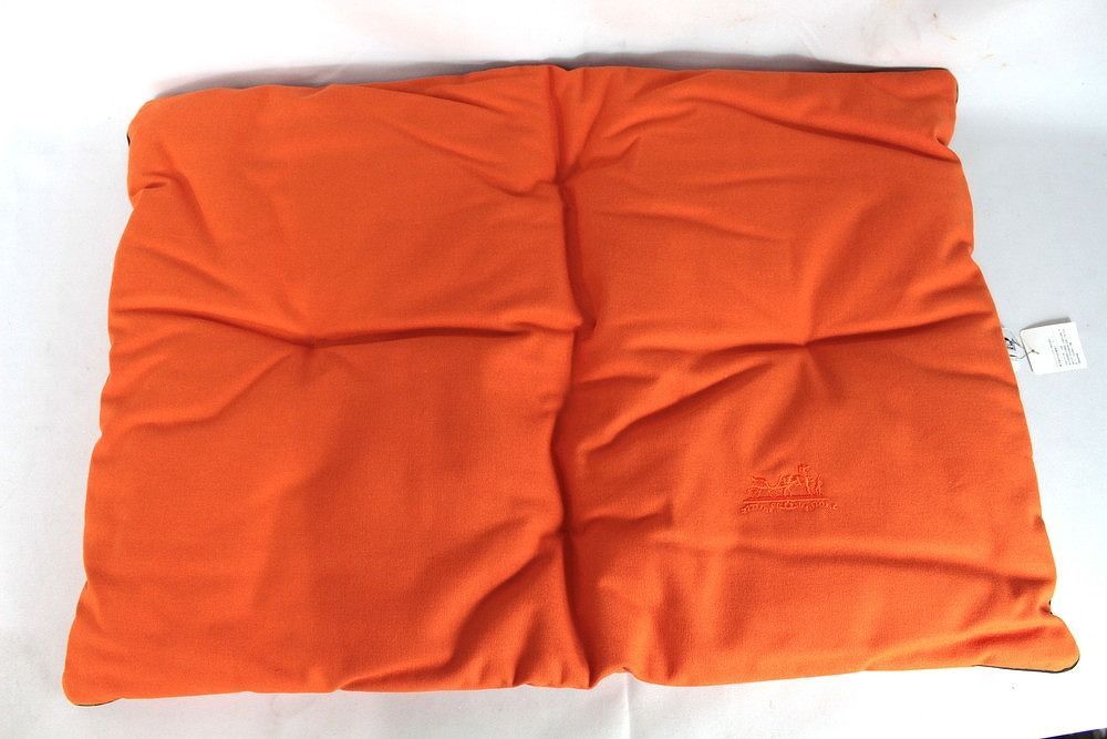 【美品】HERMES エルメス ロゴ刺繍 クッション マット ペット ベビー ◇希少 HERMES エルメス ロゴ刺繍 クッション マット ペット