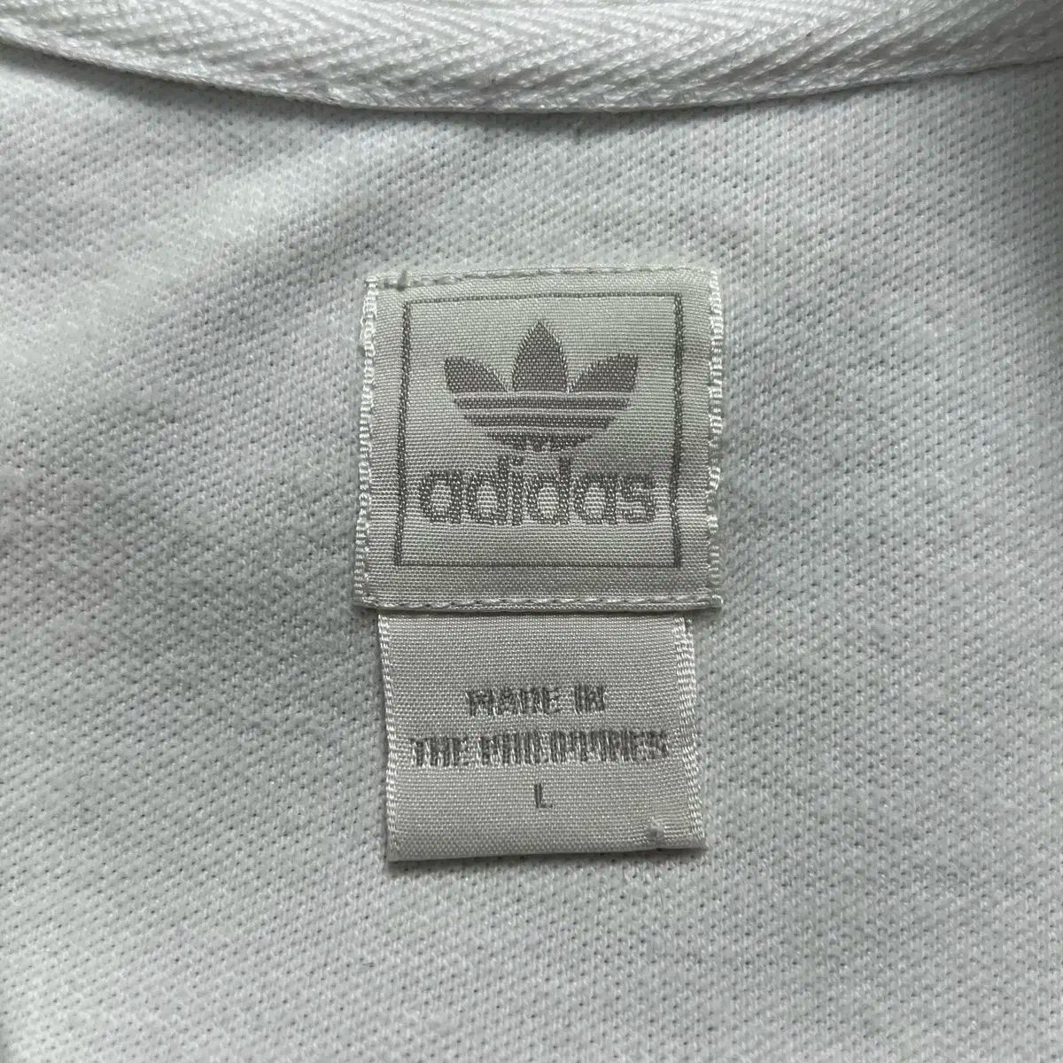 adidas アディダス
