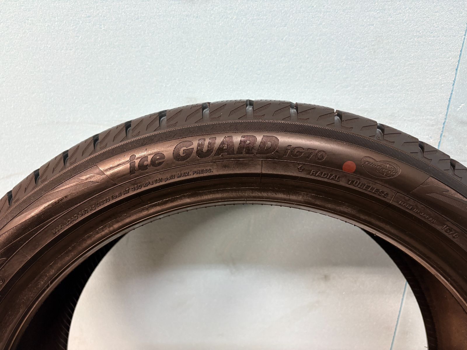 195|50|R19 iG70 スタッドレス YOKOHAMA iceGUARDiG70 19インチ ４本セット R19No1