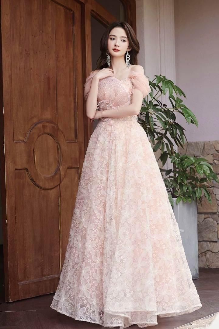 新品未使用ウエディングドレス カラードレス お花 フェアリー 新品未使用ウエディングドレス カラードレス お花 フェアリー
