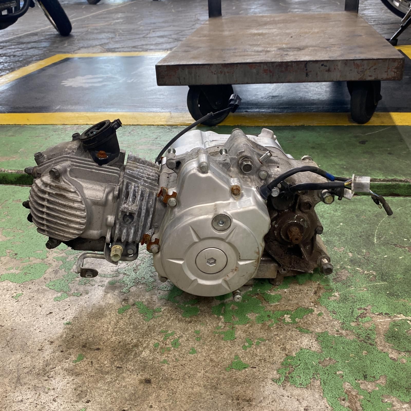 スーパーカブ　50 エンジン　中古 売約済み】スーパーカブ50のエンジンが入荷しました。 | バイクパーツ
