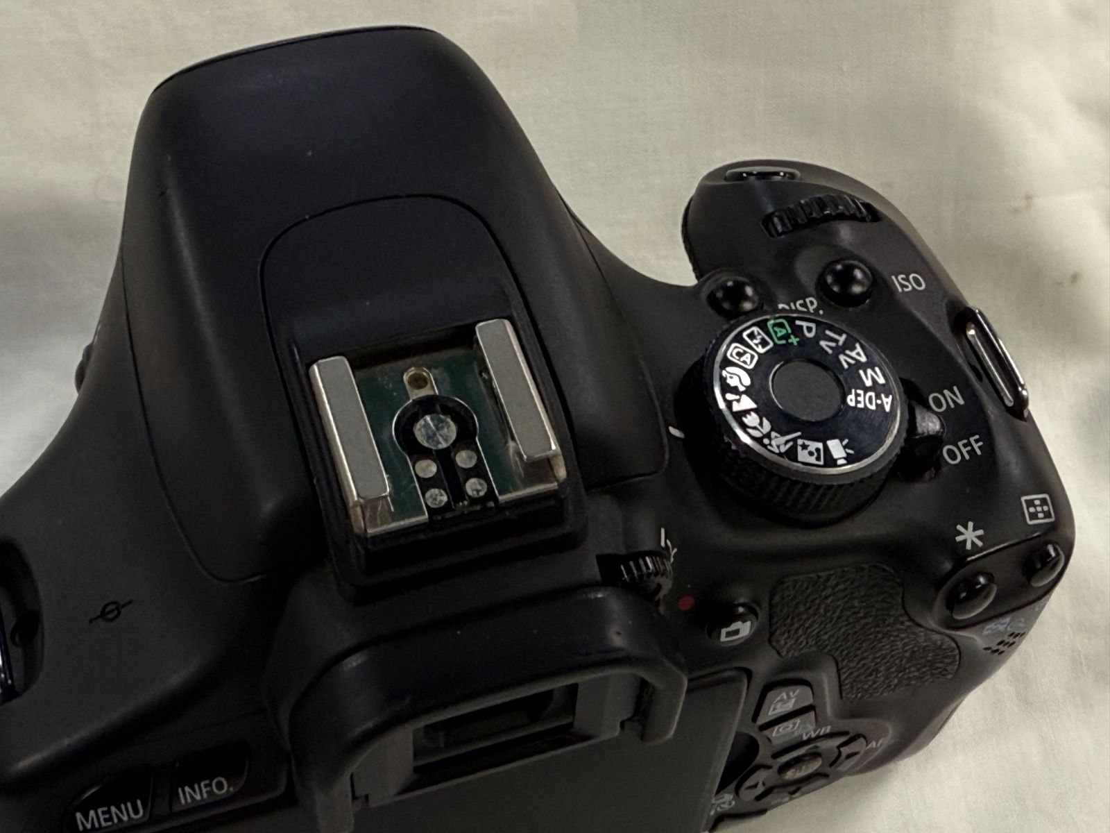 デジタル一眼レフカメラ 店舗管理番号m