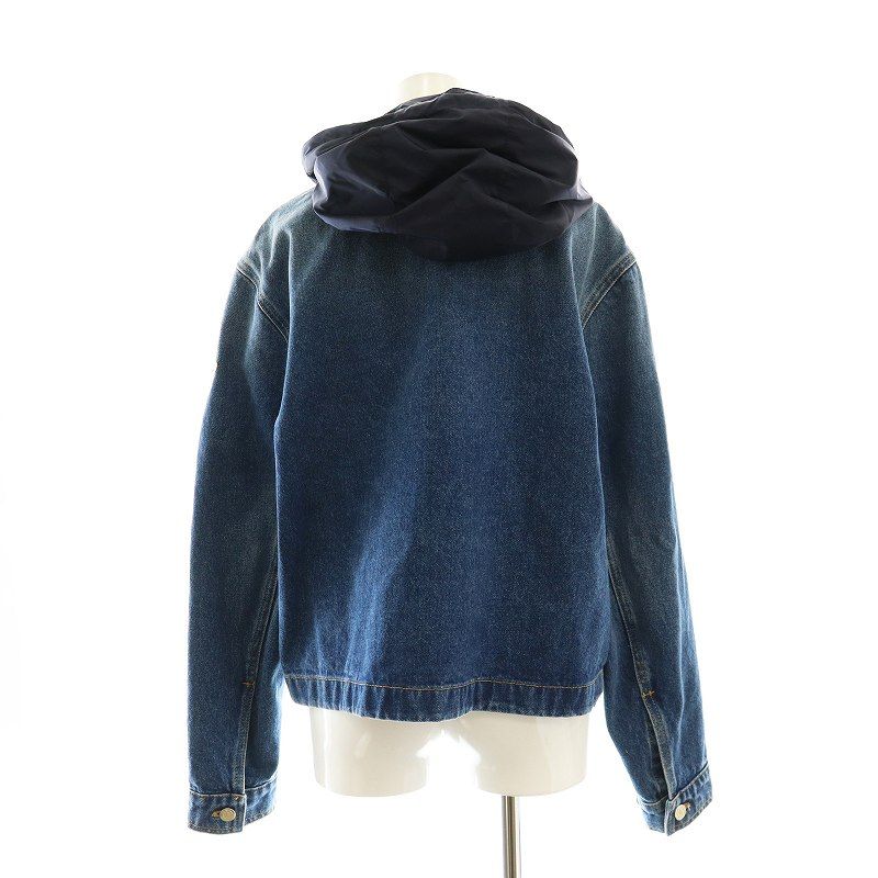 モンクレール MONCLER