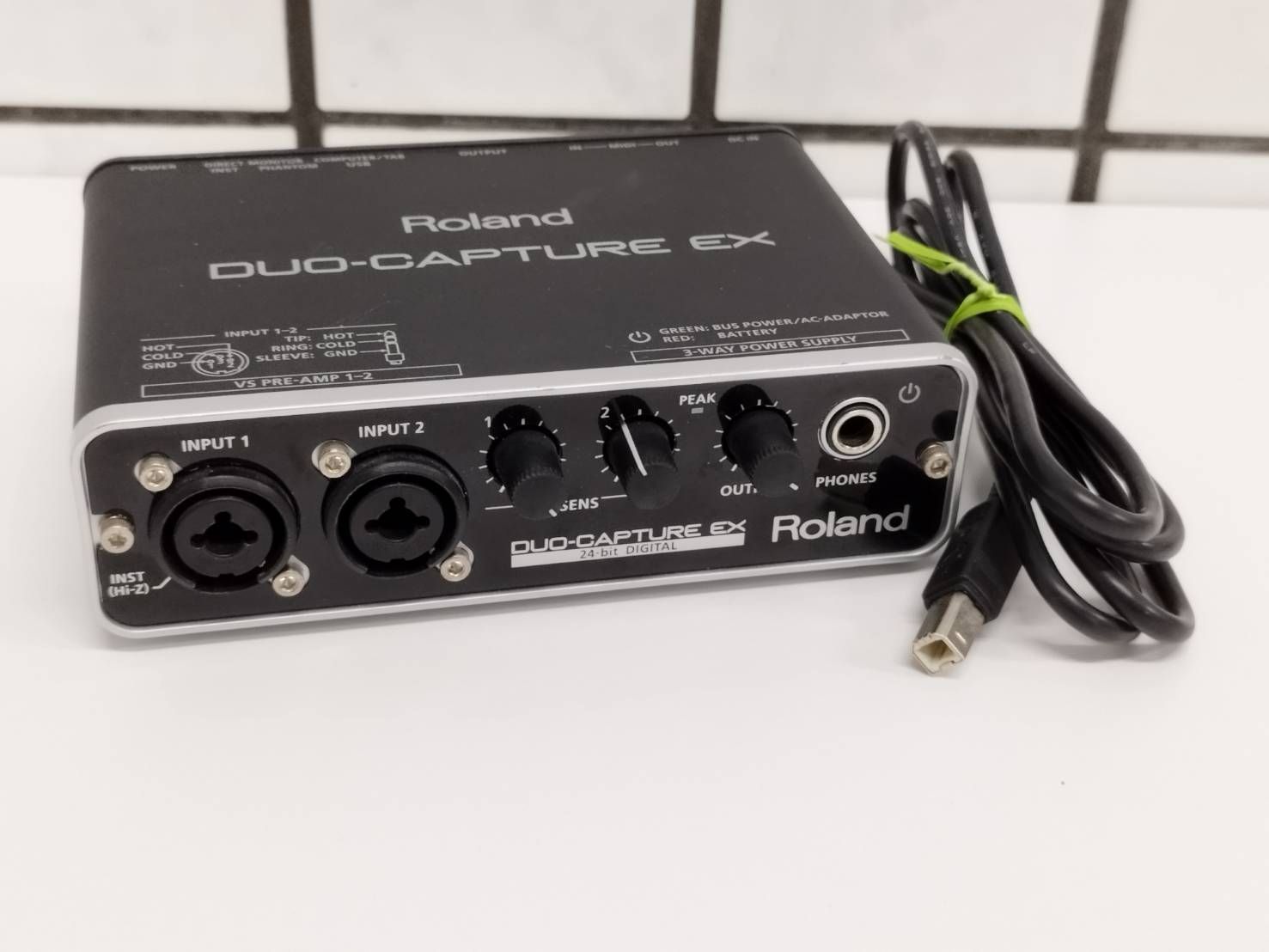 Roland UA-22 オーディオインターフェース Roland UA-22 オーディオインターフェース Roland - DUO-CAPTURE