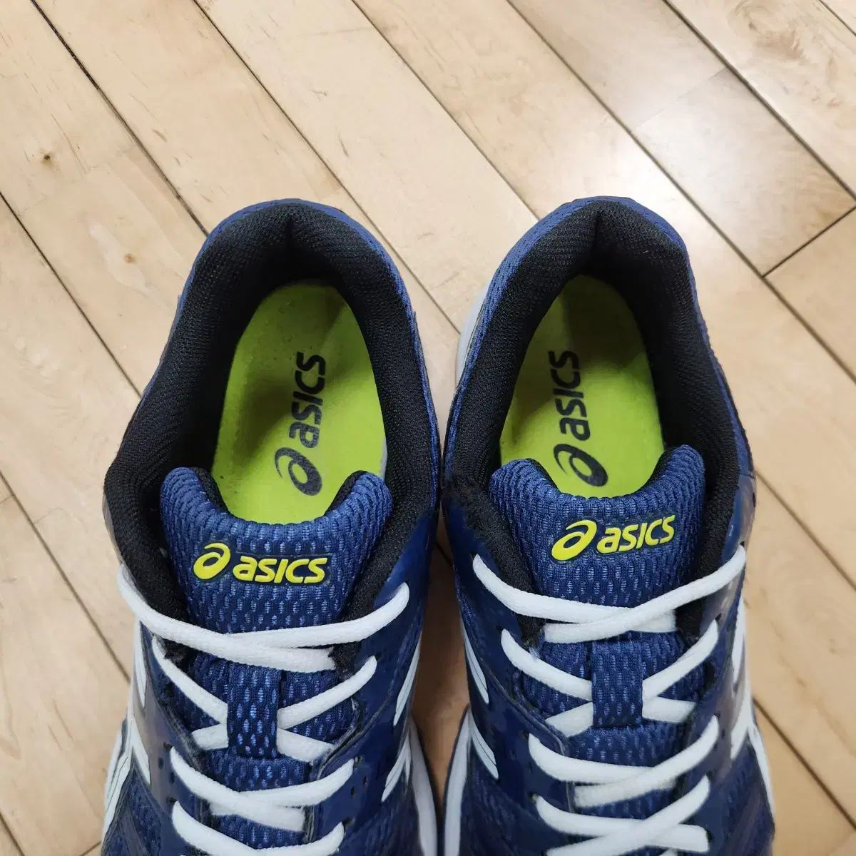 asics アシックス