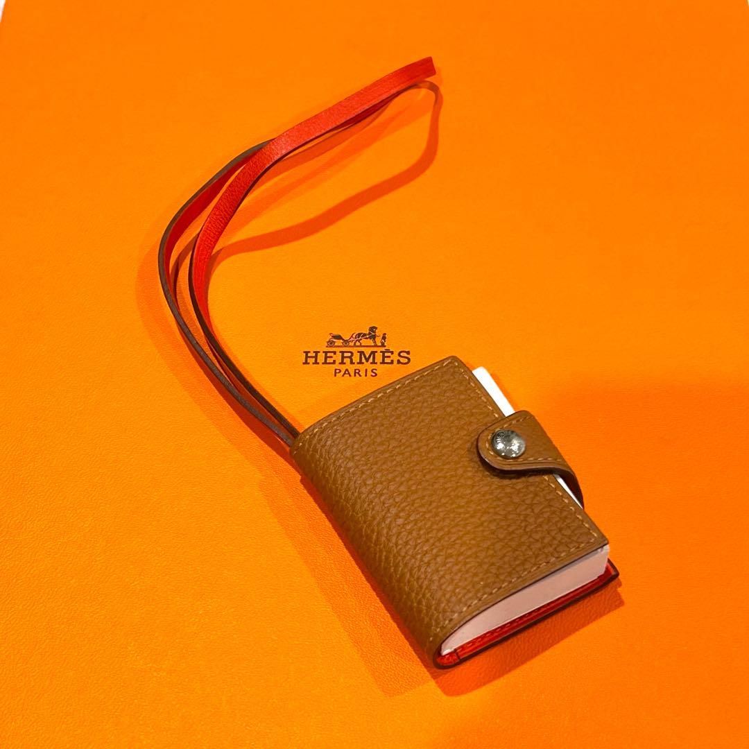 ♥ 正規品 本物保証 HERMES エルメス ユリス ナノ チャーム 手帳 ストラップ レザー