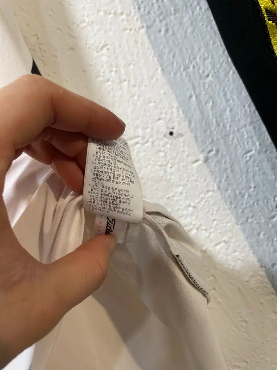 襟付きTシャツ